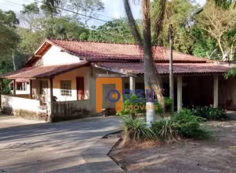 Fazenda / Sítio para venda em Centro de 300.00m² com 2 Quartos