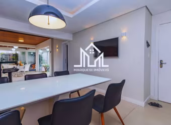 Casa para venda em Santa Felicidade de 402.00m² com 5 Quartos, 4 Suites e 4 Garagens