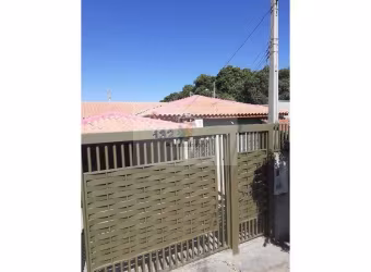 Casa para venda em Jardim Rosely de 132.00m² com 2 Quartos, 1 Suite e 1 Garagem
