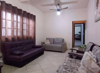 Casa para venda em Maracanã de 80.00m² com 2 Quartos, 1 Suite e 2 Garagens