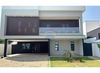 Casa de Condomínio para alugar em Alphaville Nova Esplanada 3 de 350.00m² com 3 Quartos, 3 Suites e 4 Garagens