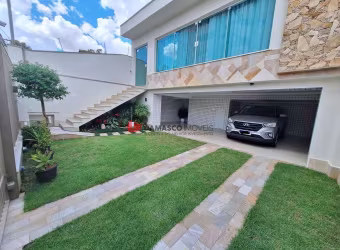 Excelente Casa Assobradada à Venda 2 Quartos, 2 Suites, 1 quarto opcional 3 Vagas, Santa Maria, São