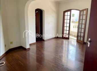 Apartamento com 3 Quartos e 3 banheiros à Venda, 263m² por R$ 950.000