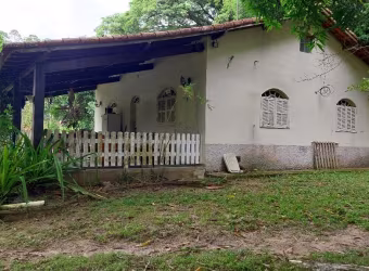 Linda chácara com água corrente ótima localização 100% plano