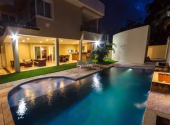Casa a Venda Condomínio West Park Boulevard Alto Padrão 5 suítes Candelária Natal