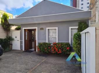 Casa à venda no bairro Vila Bastos - Santo André/SP