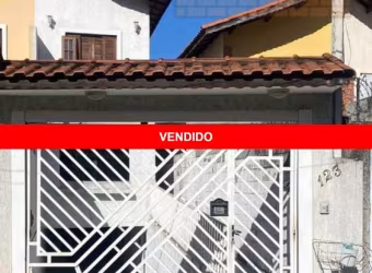 CASA À VENDA| 4 VAGAS | 2 DORMS. | JARDIM AMÉRICA