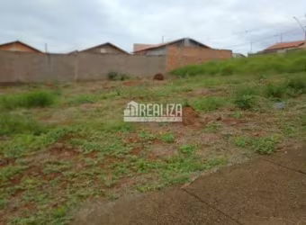 Terreno à venda no bairro Oneida Mendes II - Uberaba