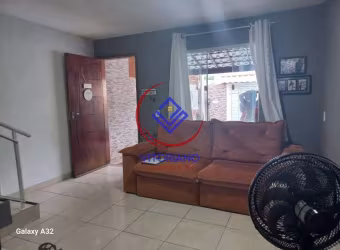 CASA DUPLEX DOIS QUARTOS Á VENDA EM CAMPO GRANDE!