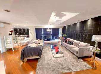 Flat alto padrão com 3 dormitórios ao lado da Av Ibirapuera e Pq Ibirapuera