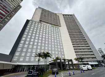 Flat para investimento no pool na Barra Funda