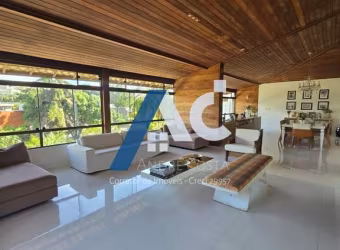 Casa Alto Padrão em Condomínio com 4 Suítes, área Gourmet, 286 m² em Piata