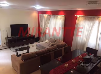 Sobrado de 210m² com 3 quartos em Santa Terezinha