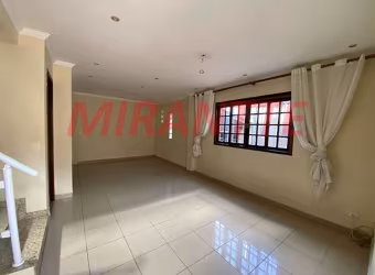 Sobrado de 265m² com 3 quartos em Jardim Virginia Bianca