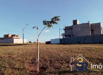 Terreno em condomínio fechado à venda na Mississipi, 1, Jardins Porto, Senador Canedo por R$ 320.000