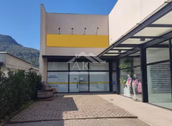 Sala comercial à venda no centro comercial de Picada Café, na Serra Gaúcha