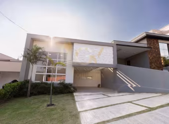 Casa a venda em Condomínio
