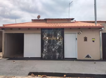 Casa à venda no bairro Santiago - Araguari/MG
