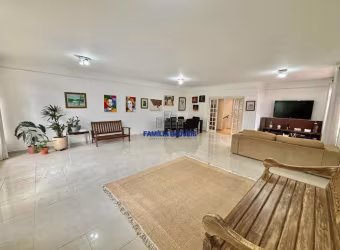Casa em condomínio fechado com 3 quartos à venda na dos Bancários, --, Ponta da Praia, Santos por R$ 1.360.000