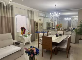 Casa com 3 quartos à venda na Rua 9 de Julho, --, Marapé, Santos por R$ 895.000