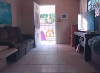 Sobrado com 4 dormitórios, sendo 1 suíte  à venda - Pompéia - Santos/SP