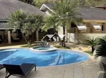 Casa- Petrópolis, Araras