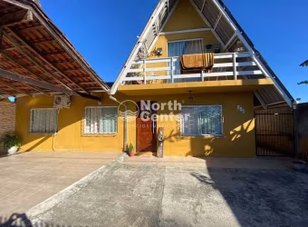 Casa Ampla com Piscina e Área de Lazer à venda, Bairro Costeira, Balneário Barra do Sul, SC