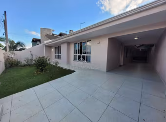 Casa para Venda em Curitiba, Pinheirinho, 3 dormitórios, 1 suíte, 4 banheiros, 4 vagas