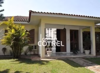 Casa 4 dormitórios à venda Camobi Santa Maria/RS