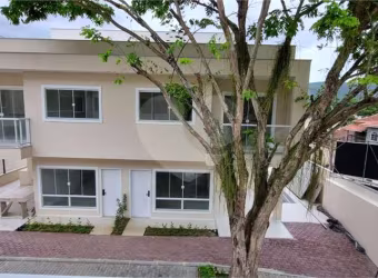 Condomínio com 3 quartos à venda em Maravista - RJ