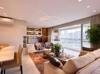 Apartamento com 131 m², 3 quartos sendo 2 suítes, 3 vagas à venda no bairro Campo Belo.