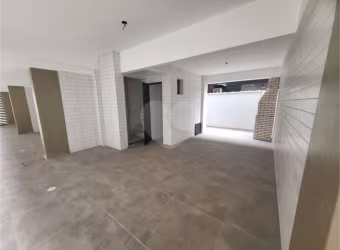 Casa com 2 quartos à venda em Macuco - SP