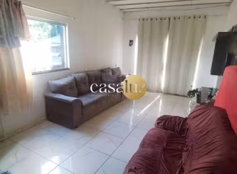 Casa com loja e 4 barracões localizada no bairro Serra Azul /Sarzedo