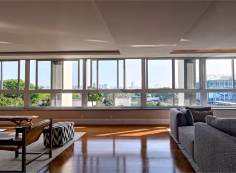 Apartamento com 4 quartos à venda em Cerqueira César - SP