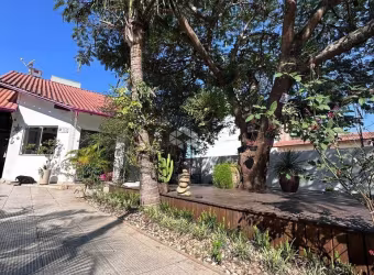 Casa com três quartos em Bombas Bombinhas SC