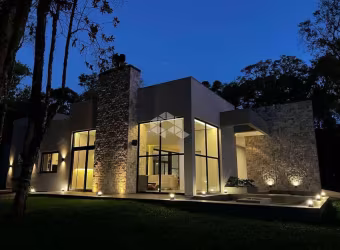 CASA DE 03 SUÍTES NO GOLF CLUB GRAMADO