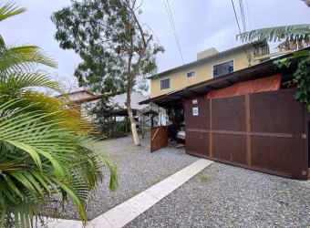 Casa 4 dormitórios em Bombinhas/SC