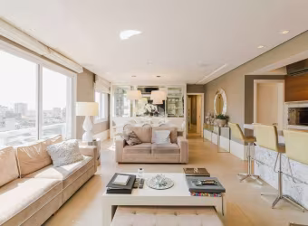 Apartamento 3 suítes e 3 vagas no Moinhos