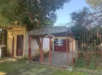 Casa alvenaria - Terreno 550m² Bairro Nossa Senhora das Graças - Canoas