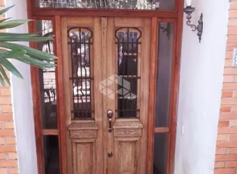 Casa 4 D/Quartos à venda no Bairro Cristal