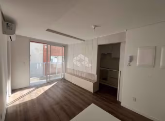 APARTAMENTO 1 QUARTO SENDO SUÍTE  COM 1 VAGA DE GARAGEM NO CENTRO DE FLORIANÓPOLIS/SC