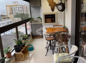 APARTAMENTO SEMIMOBILIADO COM VISTA PARA O MAR 3 QUARTOS SENDO 2 SUÍTES 2 VAGAS DE GARAGEM NO BALNEÁRIO EM FLORIANÓPOLIS/SC