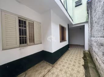 Casa à venda com 100m², 3 quartos e 2 vagas