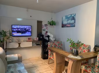 Apartamenro 02 dormitórios no Lago Azul Estancia Velha
