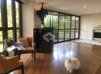 VENDA Apartamento com 189m², 3 dormitórios e 4 vagas - Panamby