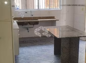 VENDA Sobrado com 2 dormitórios e 2 vagas
