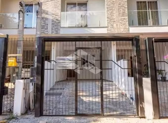 Casa/Sobrado 3 dormitórios no bairro Parque Santa Fé - Porto Alegre