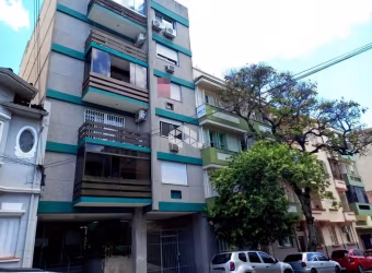 Apartamento desocupado à venda no Centro Histórico