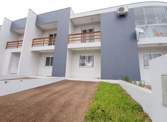 Duplex 02 dormitórios com pátio