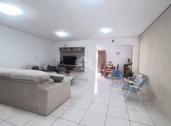 Casa 3 dormitórios bairro Hípica em Porto Alegre